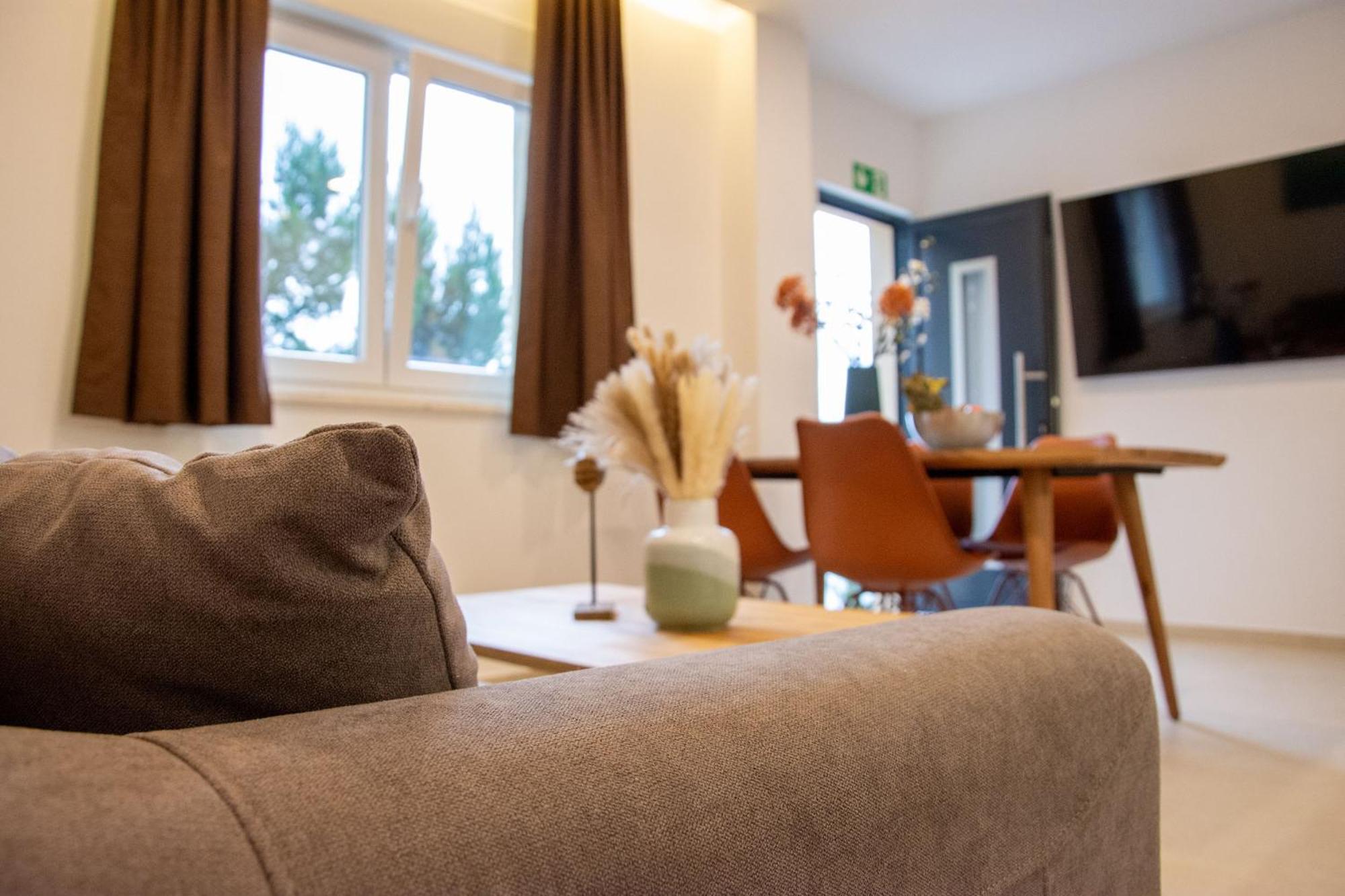 Joell Apartments Lokva Rogoznica Bagian luar foto