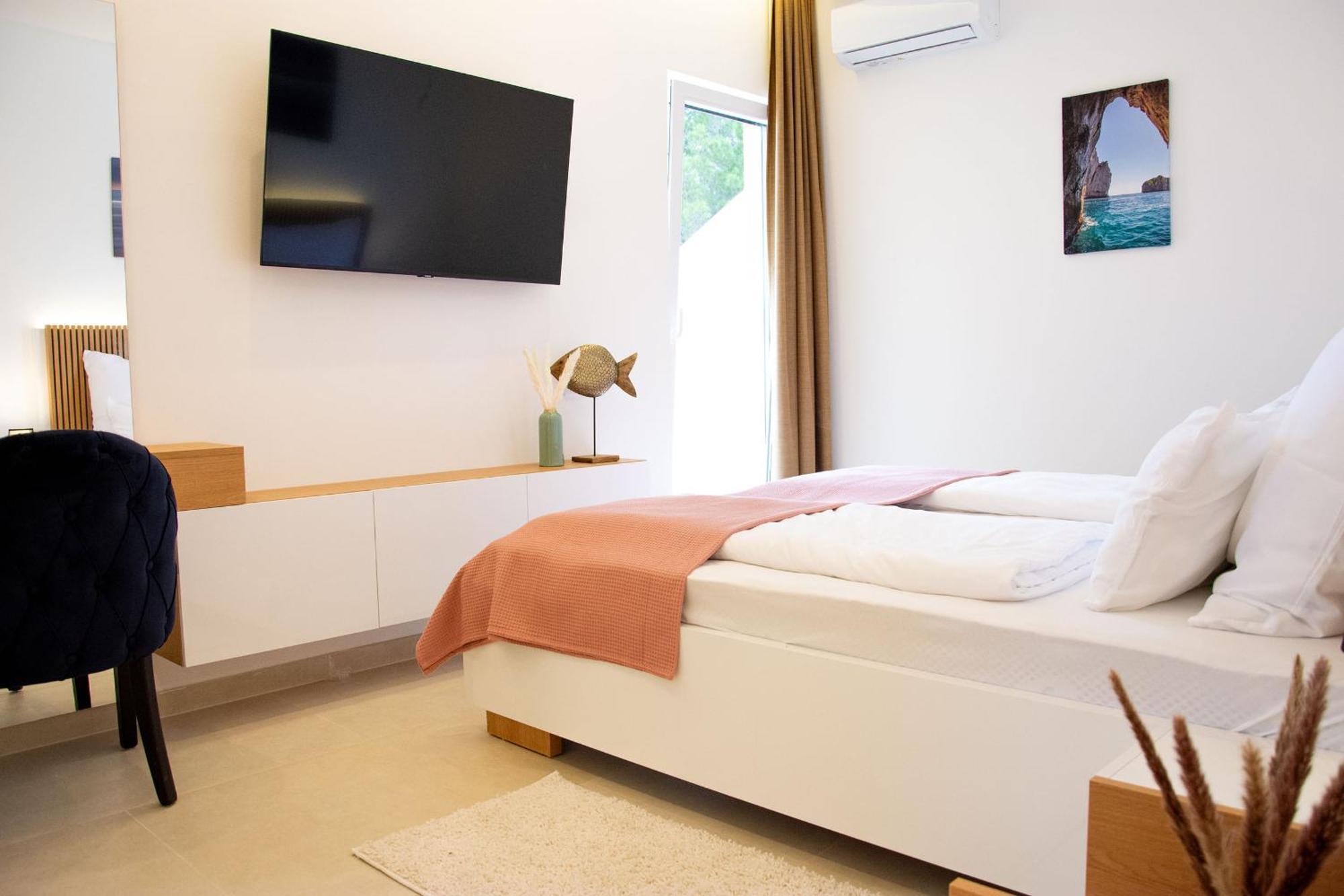 Joell Apartments Lokva Rogoznica Bagian luar foto