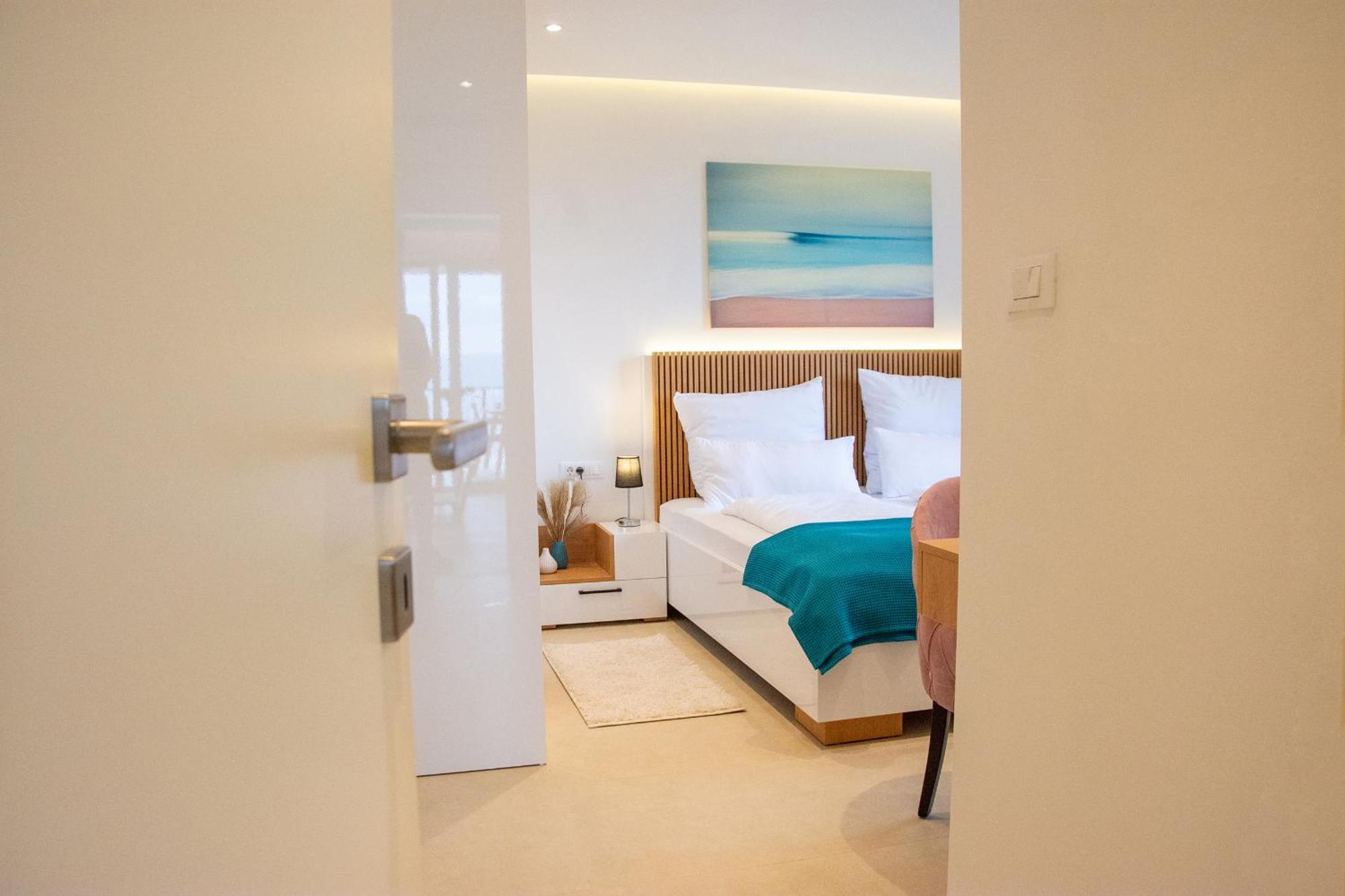 Joell Apartments Lokva Rogoznica Bagian luar foto