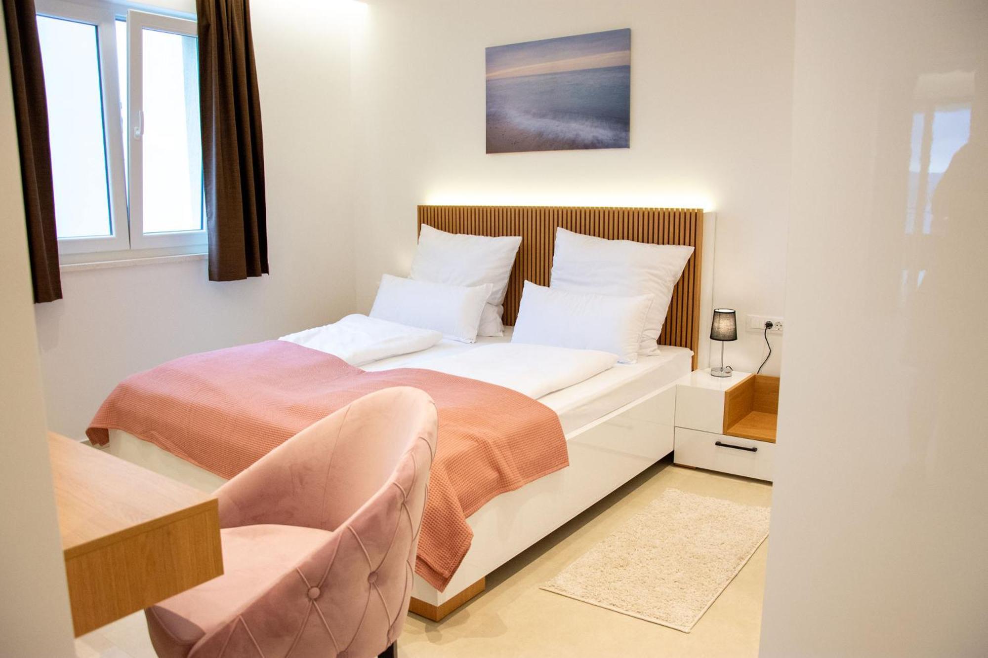 Joell Apartments Lokva Rogoznica Bagian luar foto