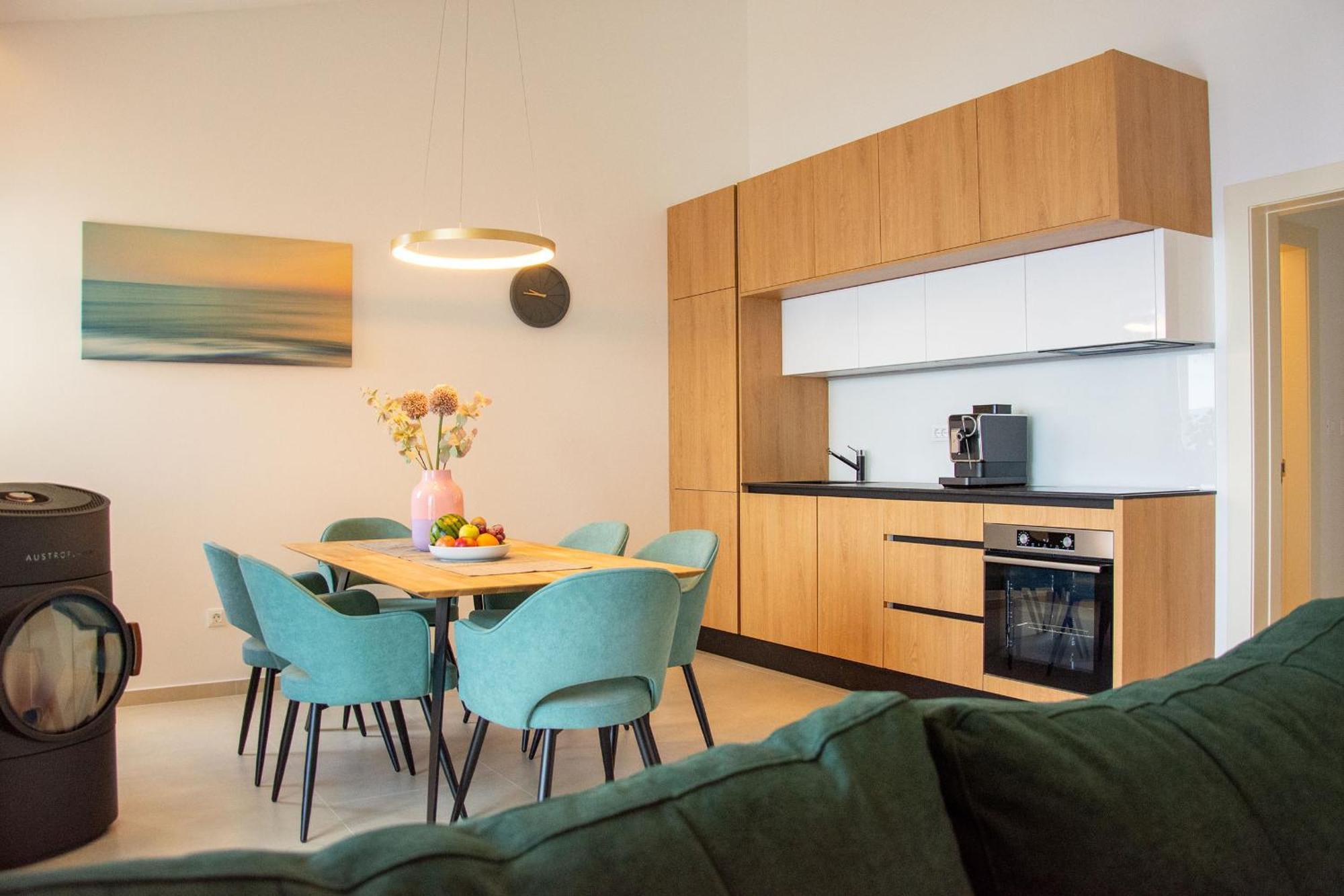 Joell Apartments Lokva Rogoznica Bagian luar foto