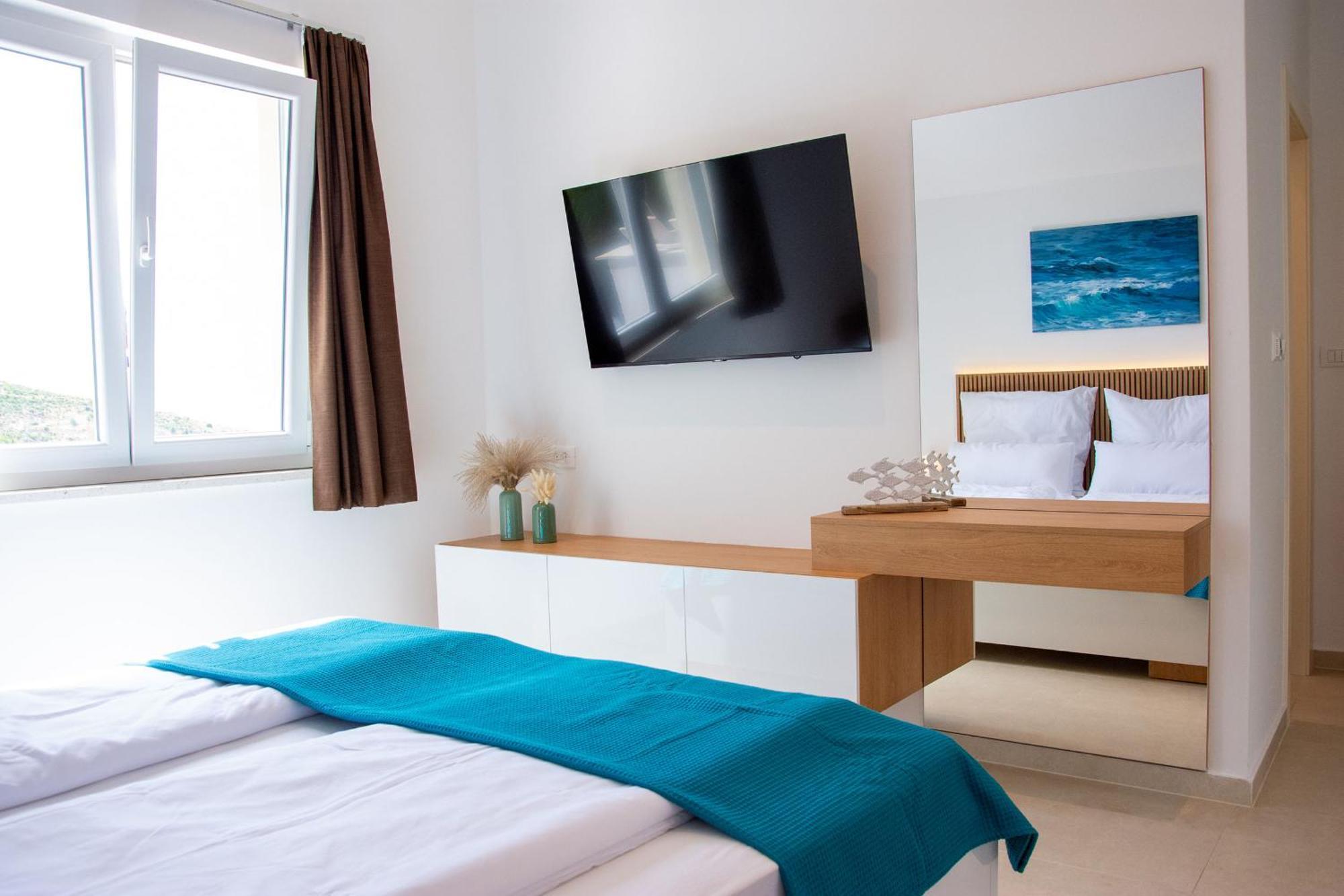 Joell Apartments Lokva Rogoznica Bagian luar foto