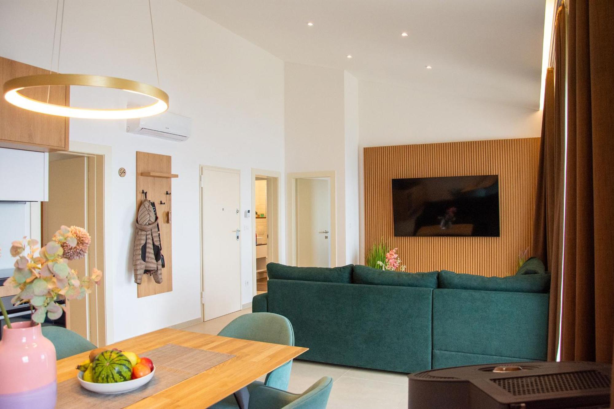 Joell Apartments Lokva Rogoznica Bagian luar foto